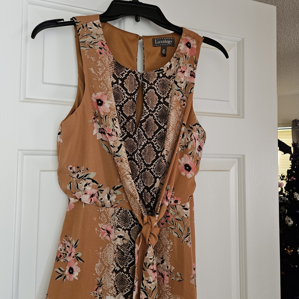 Luxology Floral and Animal Print Top in Tan and Pink